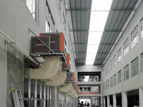 塑膠行業(yè)通風(fēng)降溫解決方案