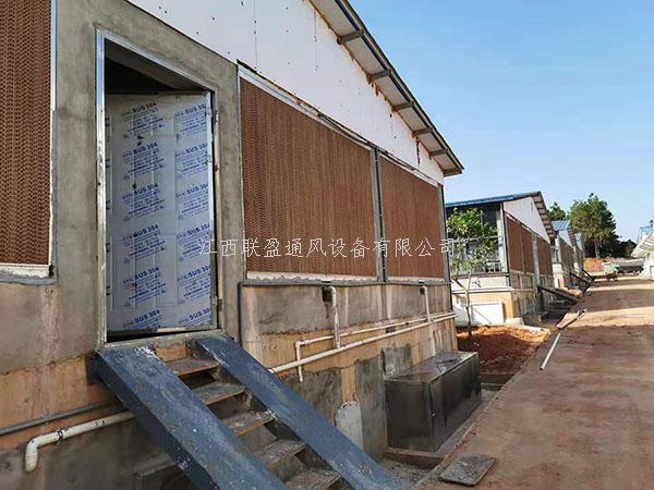 畜牧環(huán)控設(shè)備,負壓風(fēng)機,通風(fēng)降溫設(shè)備